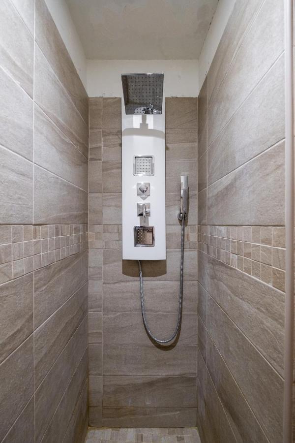 Apartment Palazzina Carracci Bologna